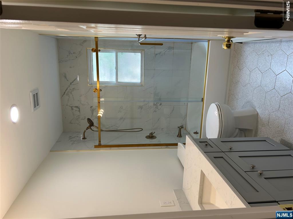 50 Crescent Terrace 1 - Photo 3