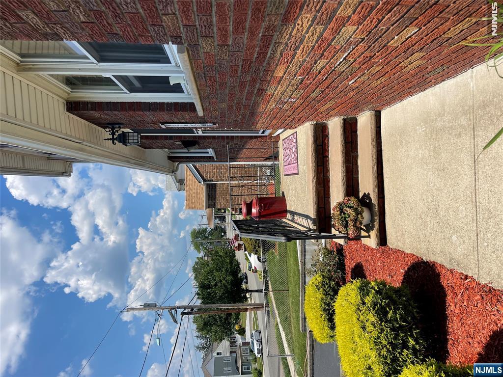 Homes for sale in Lyndhurst, NJ | 739 Lake Ave, Lyndhurst, NJ 07071 | MLS# 26024206