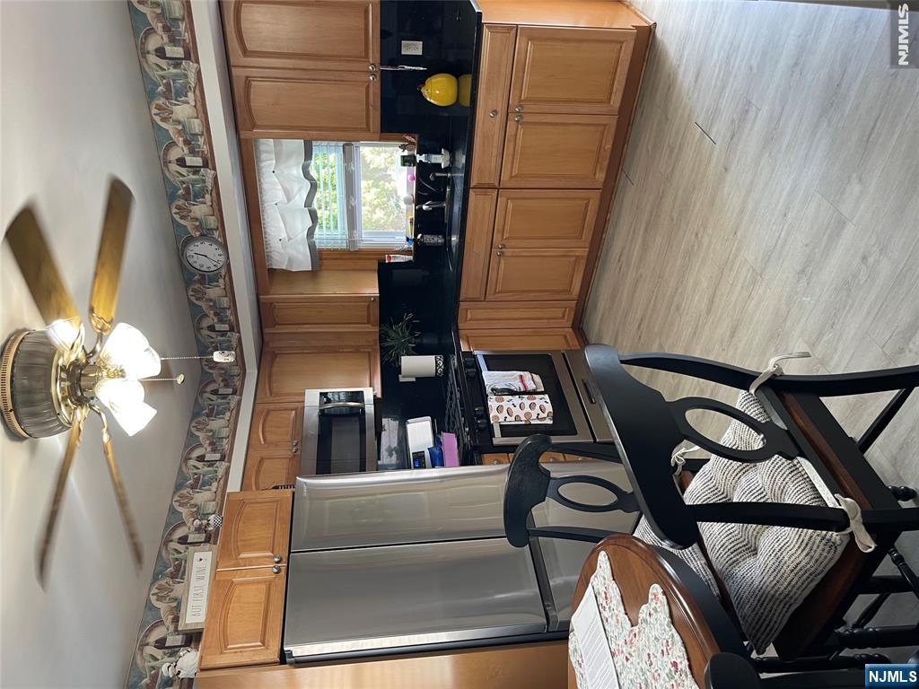 739 Lake Avenue - Photo 5