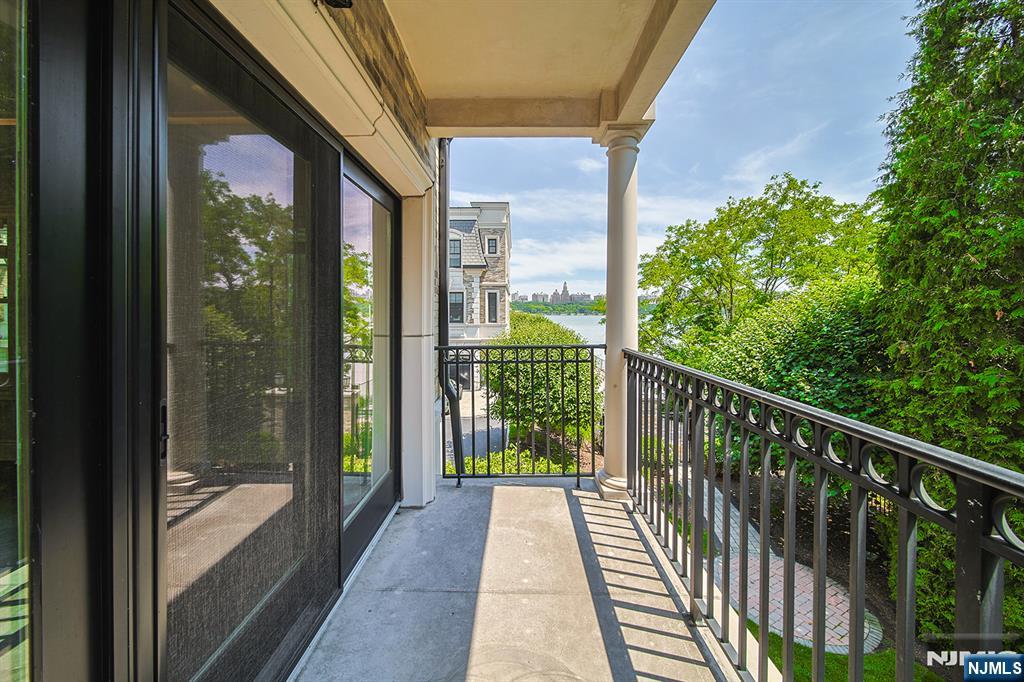 35 Marquis Court — photo 25