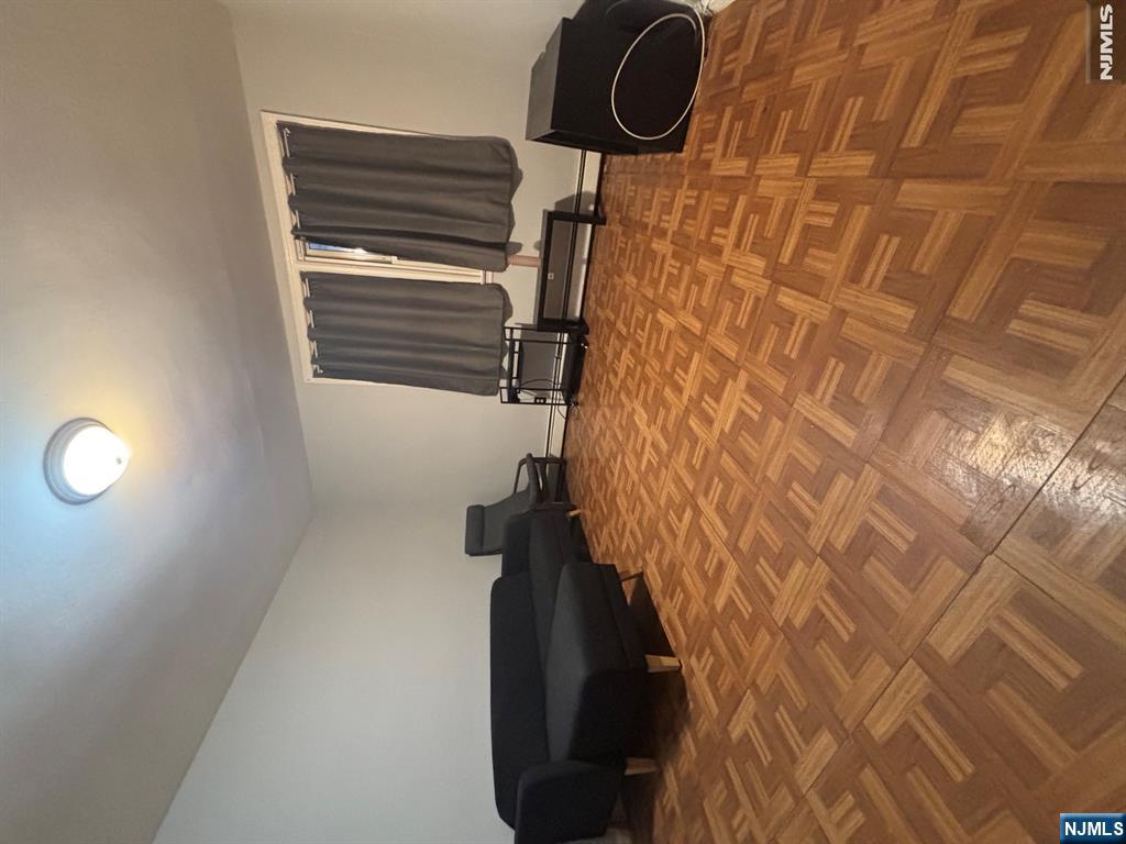 146 Bowers Street 2 - Photo 4