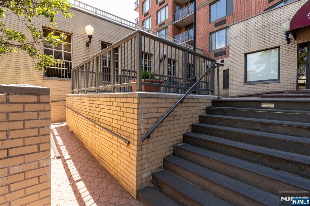 415 Newark Street 5A - Photo 2