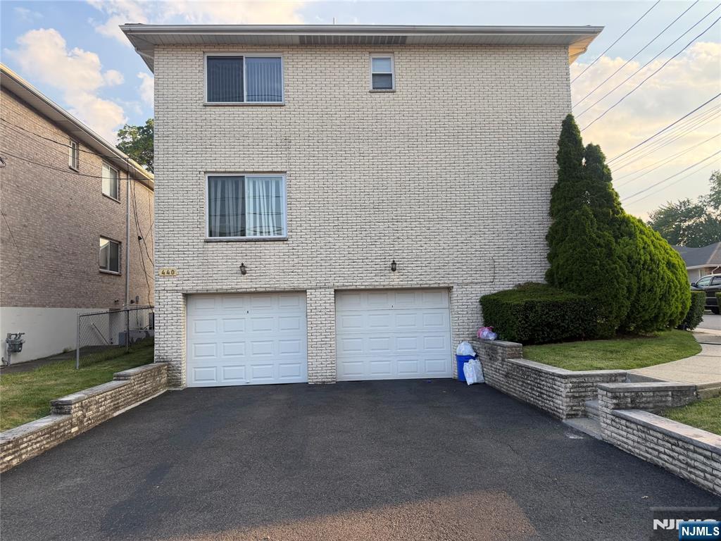 440 Brinkerhoff Avenue B - Photo 3