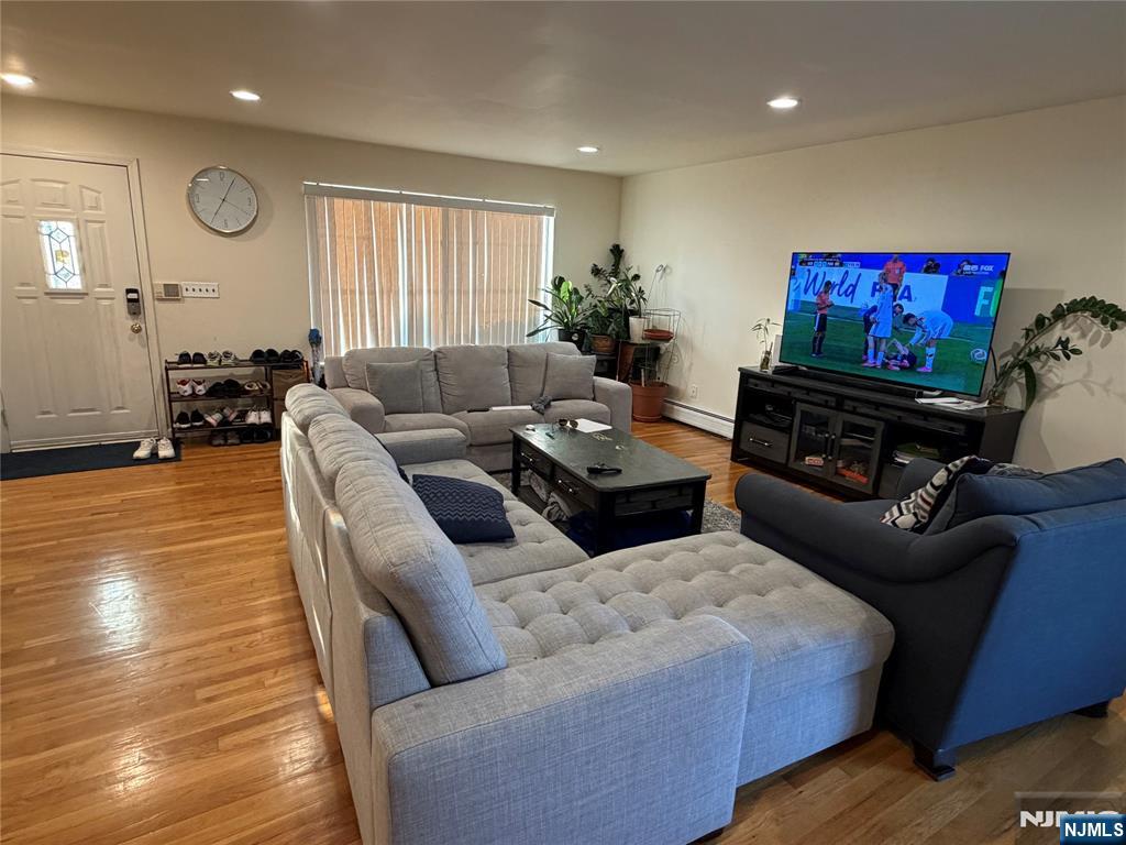 440 Brinkerhoff Avenue B - Photo 4