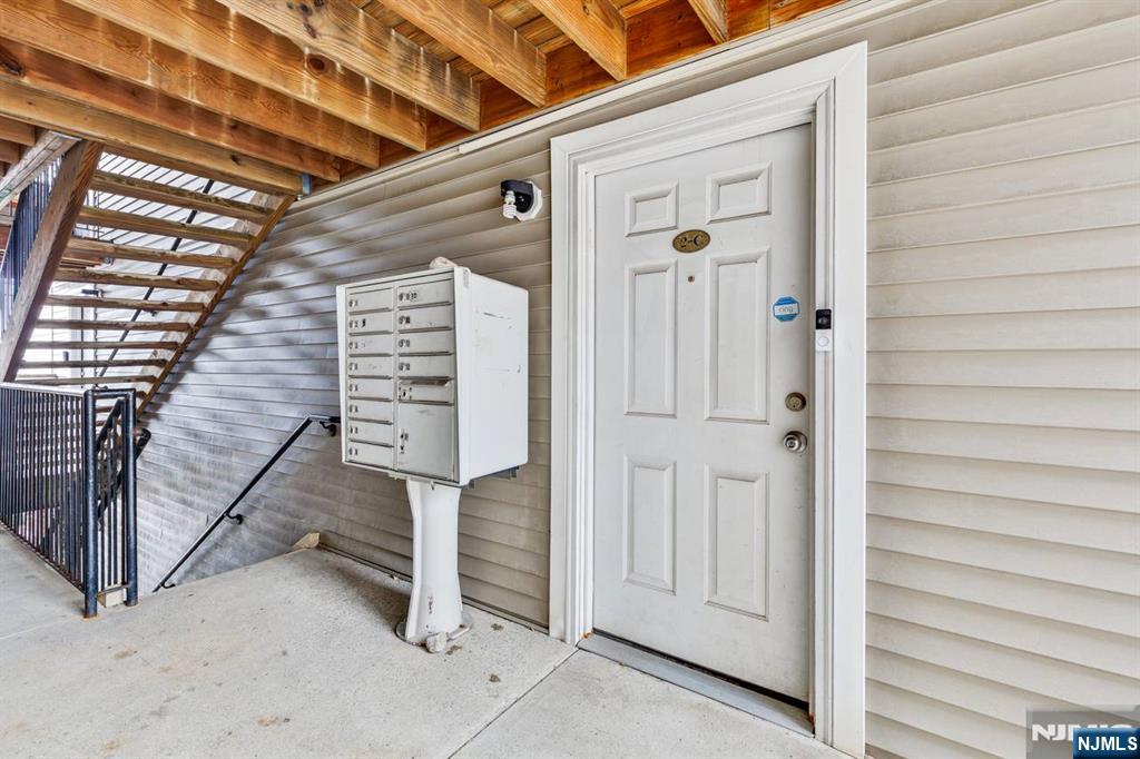 428 Grand Avenue 2C - Photo 3