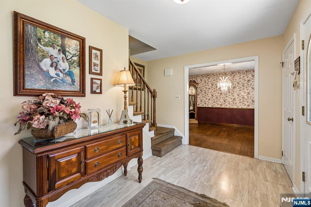 39 Robin Hood Way - Photo 5