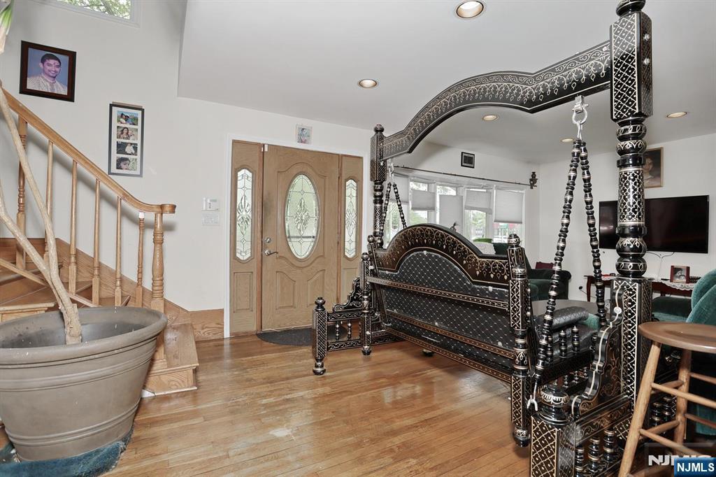 703 Chadwick Drive - Photo 4