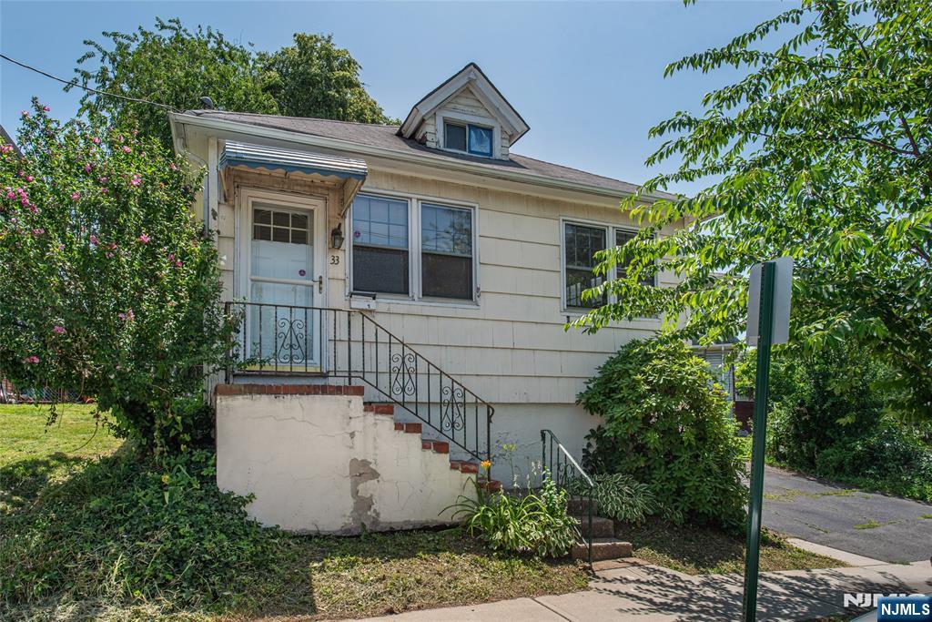 33 Butler Street - Photo 2