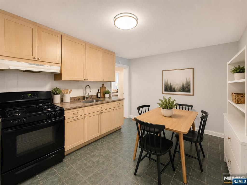 1014 Ponsi Street 1B - Photo 1
