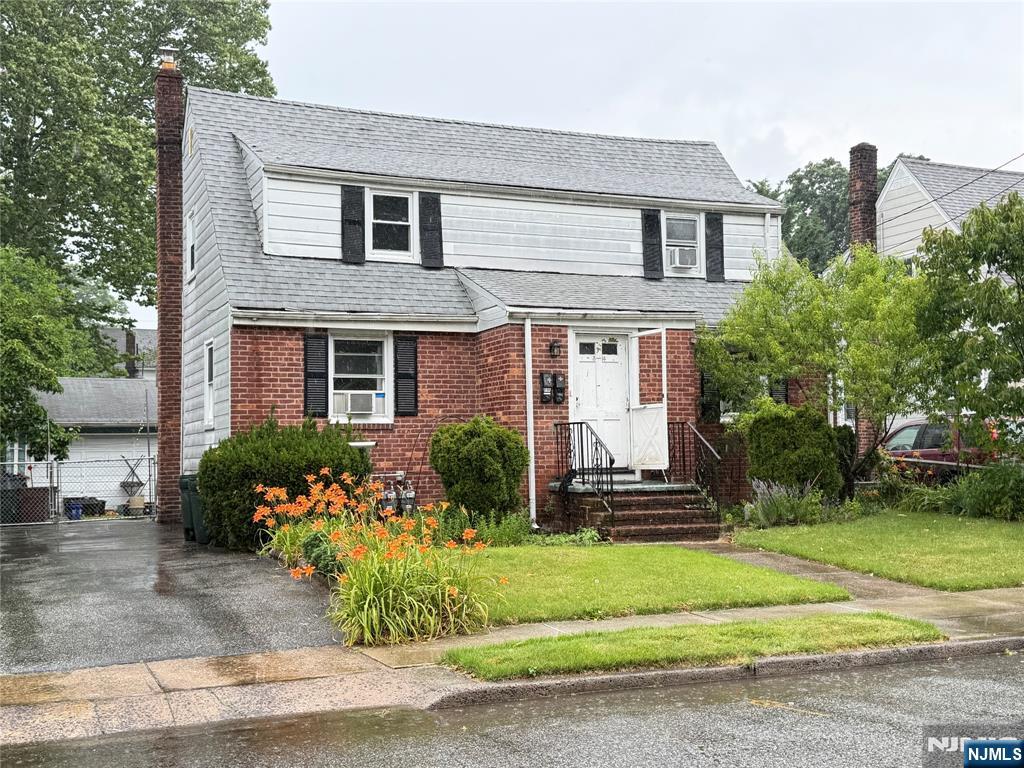 3-14 31st St, Fair Lawn, NJ 07410