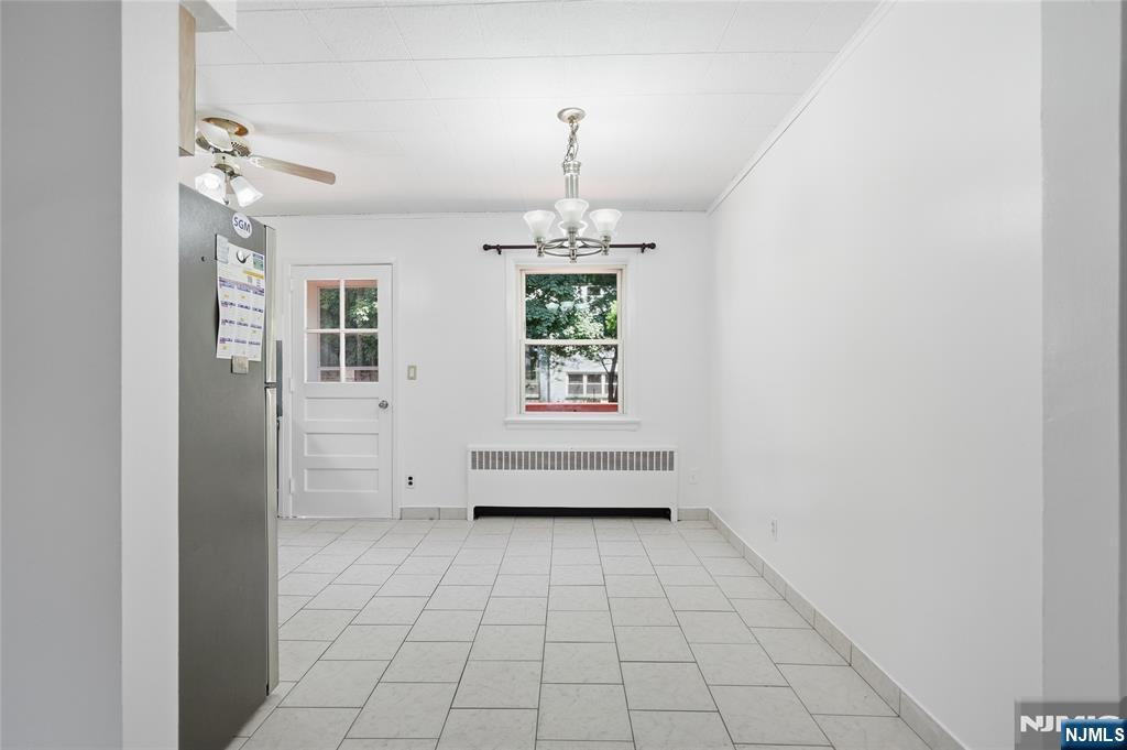 17 E Johnson Ave, Bergenfield, NJ 07621