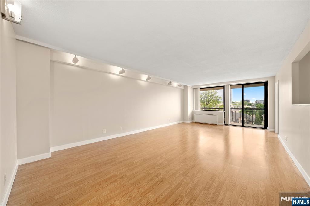 200 Old Palisade Road 4A - Photo 2