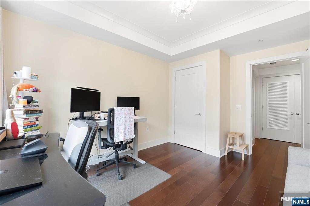 150 Henley Place #210 — photo 19