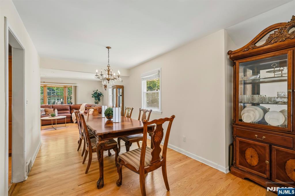 299 Davidson Avenue - Photo 4