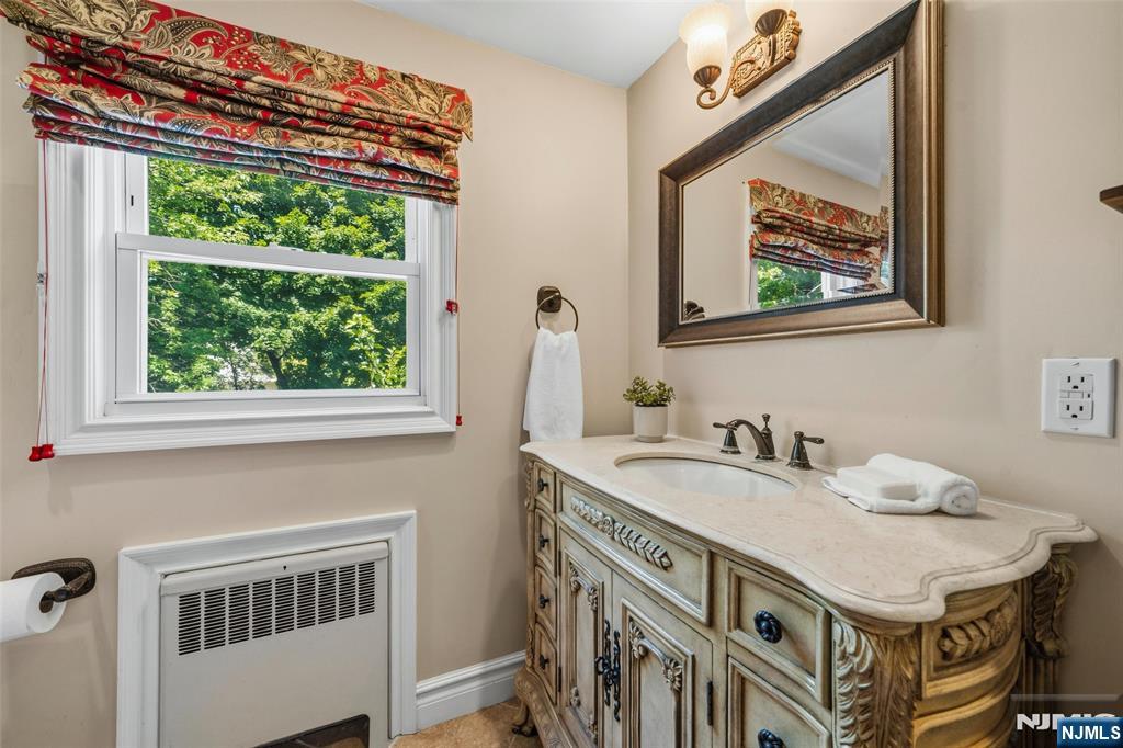 378 Van Beekum Place — photo 34