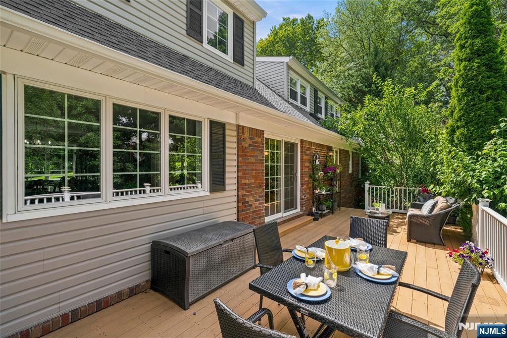 378 Van Beekum Place — photo 44