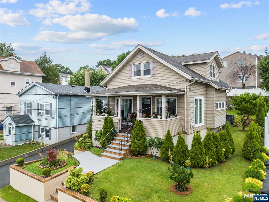 79 Columbia St, Wood Ridge, NJ 07075
