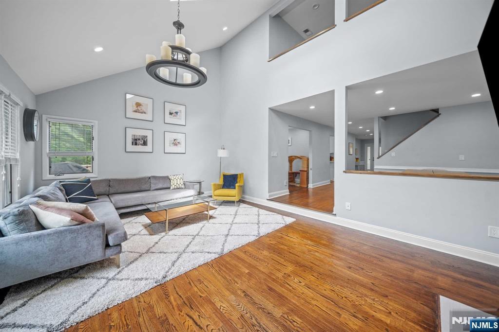 22 W Pamrapo Court - Photo 4