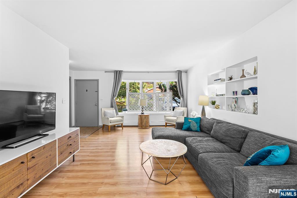 8 Halsey Lane - Photo 3