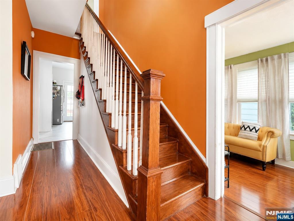 535 Elm Street - Photo 3