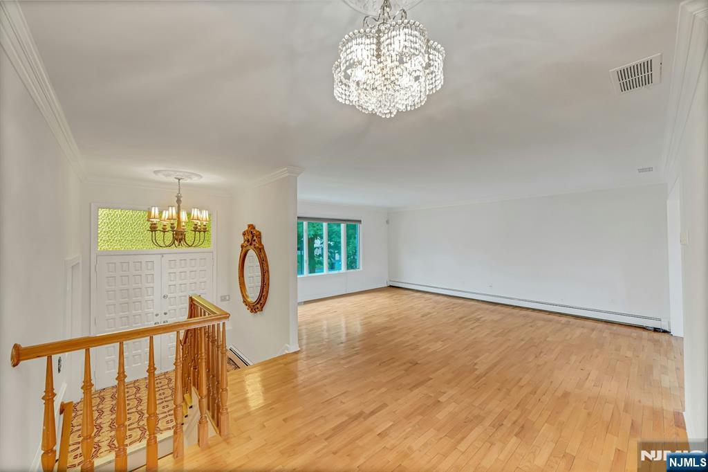 141 Middlesex Avenue — photo 20