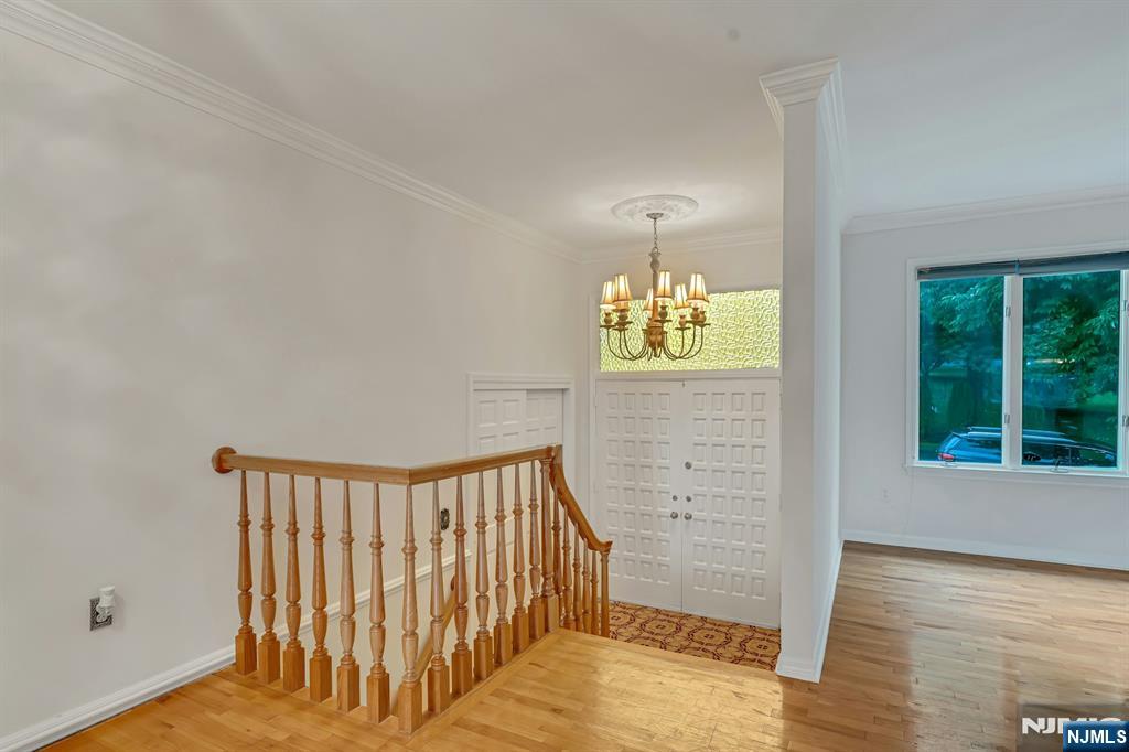 141 Middlesex Avenue — photo 21