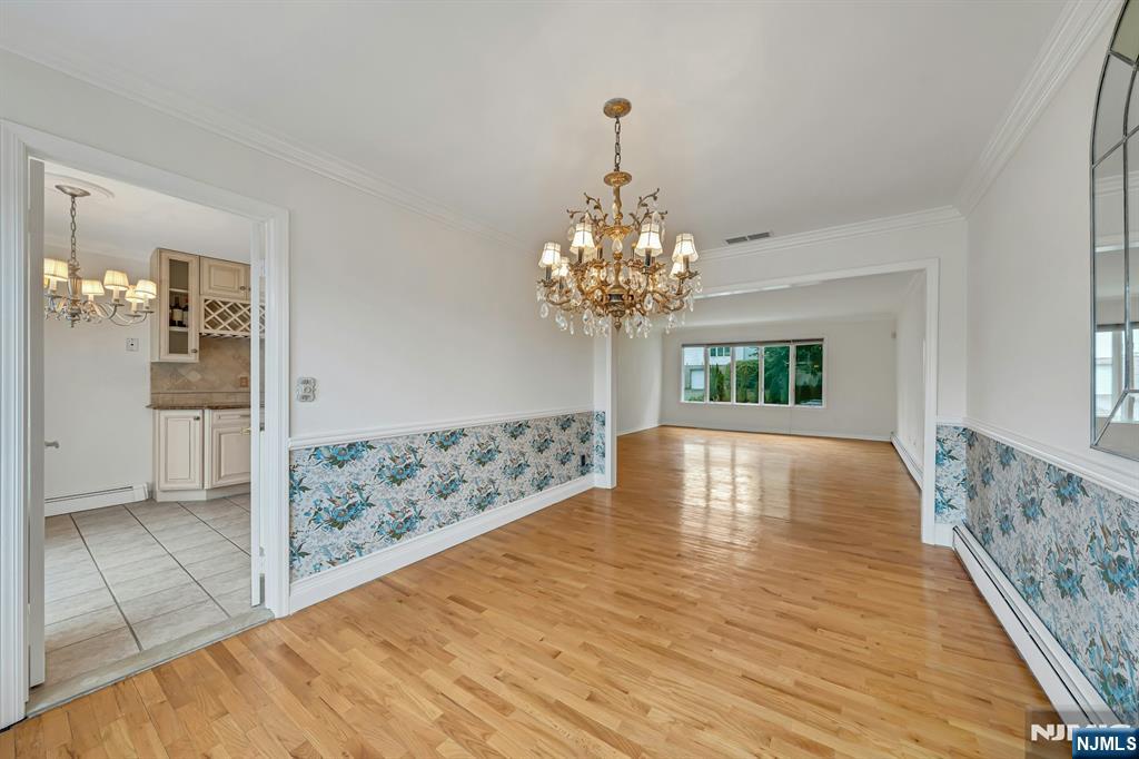 141 Middlesex Avenue — photo 6