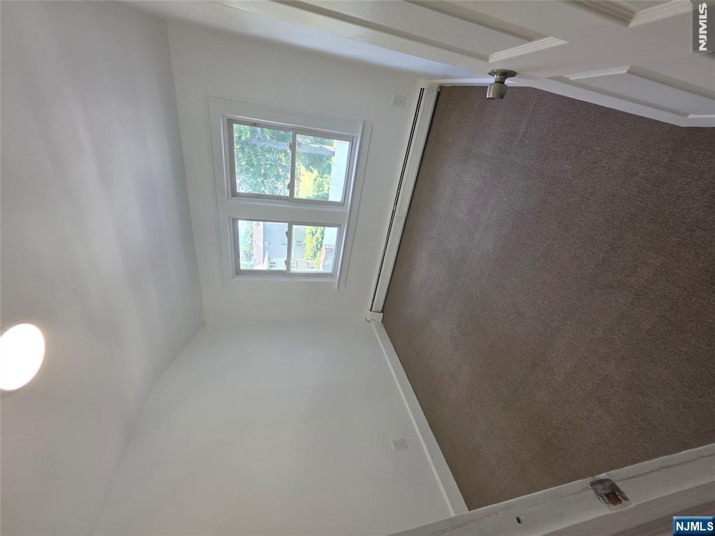 240 Prospect Avenue 2R - Photo 4