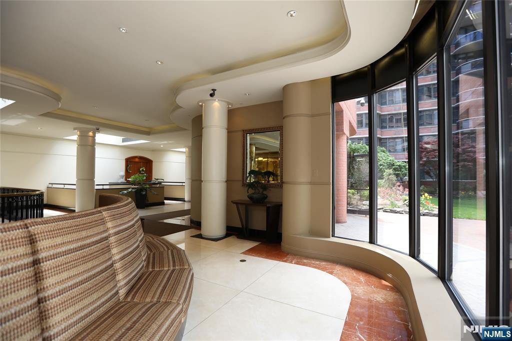 100 Carlyle Drive # S01G - Photo 4