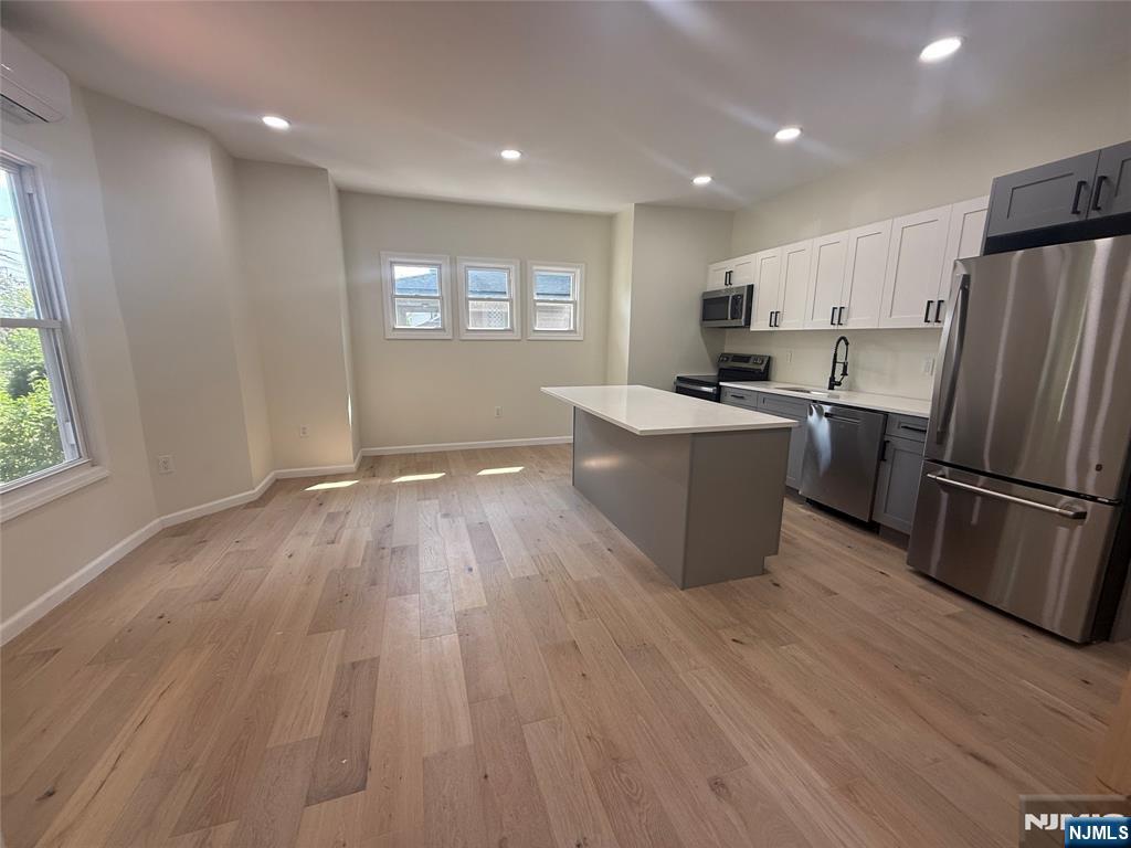 82 Grove Street 1 - Photo 4