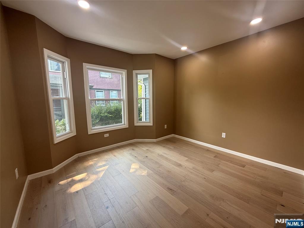 82 Grove Street 1 - Photo 5