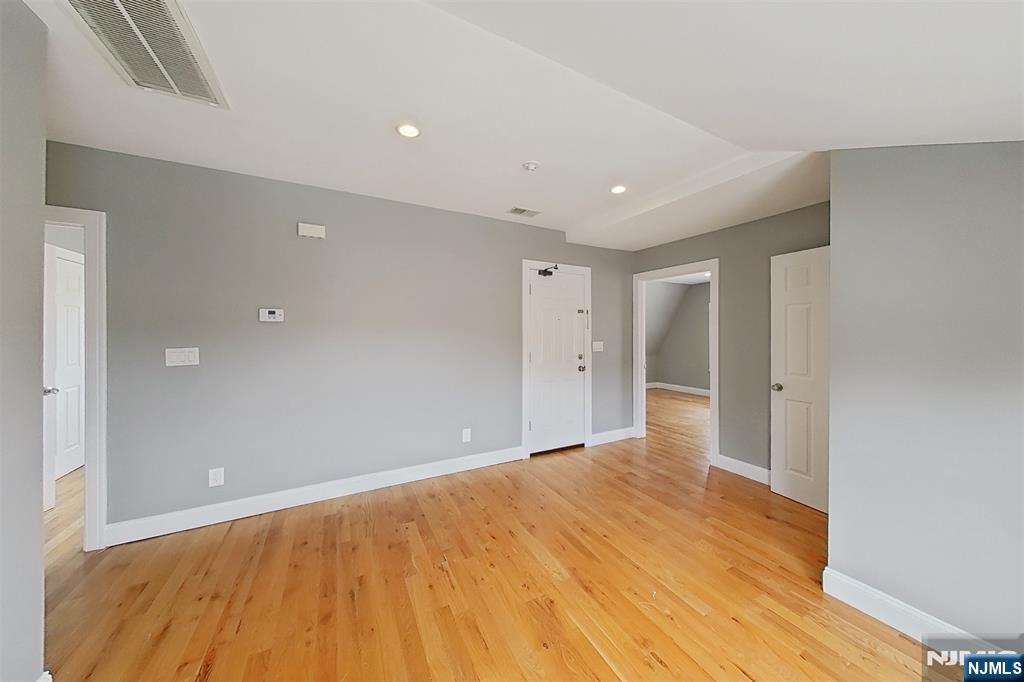 43 Melrose Avenue 3 - Photo 5