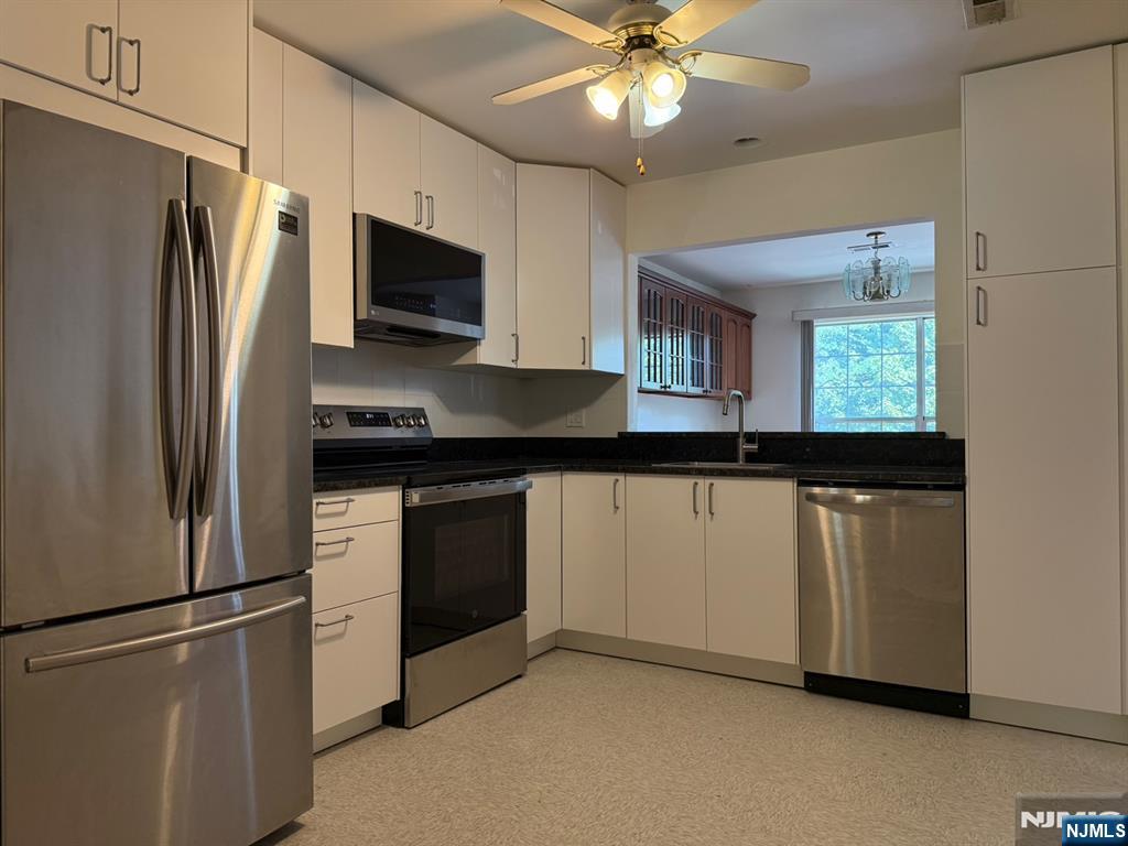 235 Village Circle Drive - Photo 3