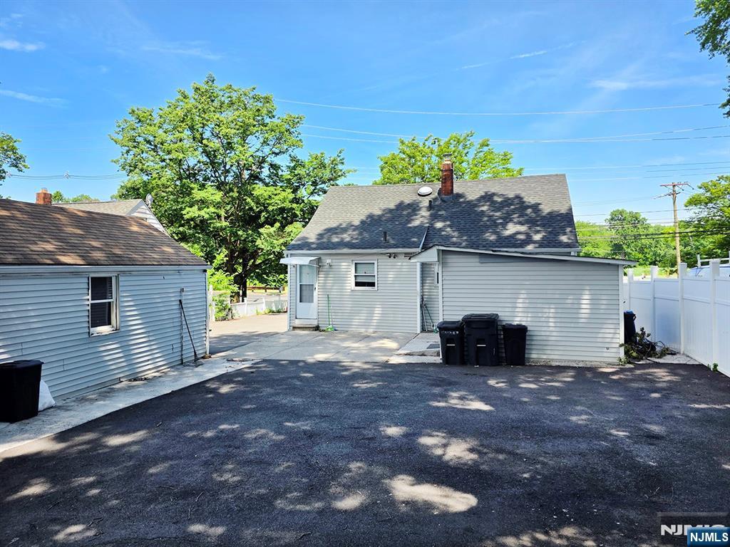 951 Liberty Avenue - Photo 5