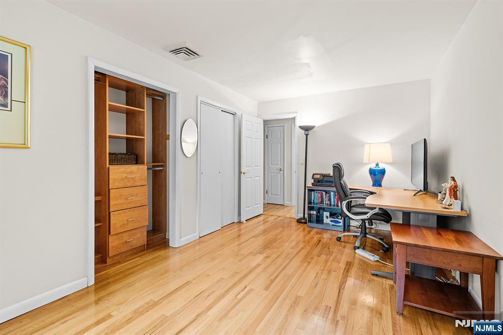 31 Brook Street — photo 19