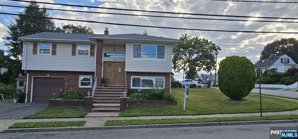 11 Martha Avenue - Photo 1