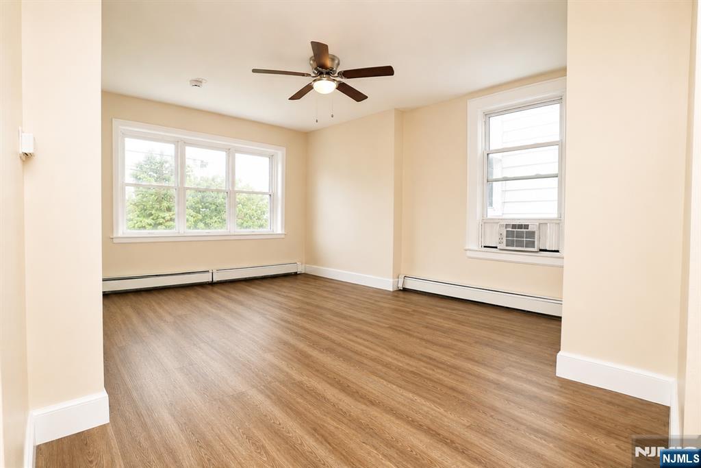 3 Laurel Avenue - Photo 3