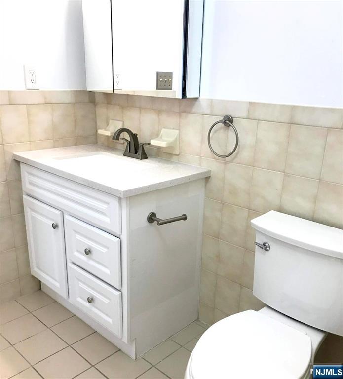 515 Broad Avenue 2ND - Photo 5