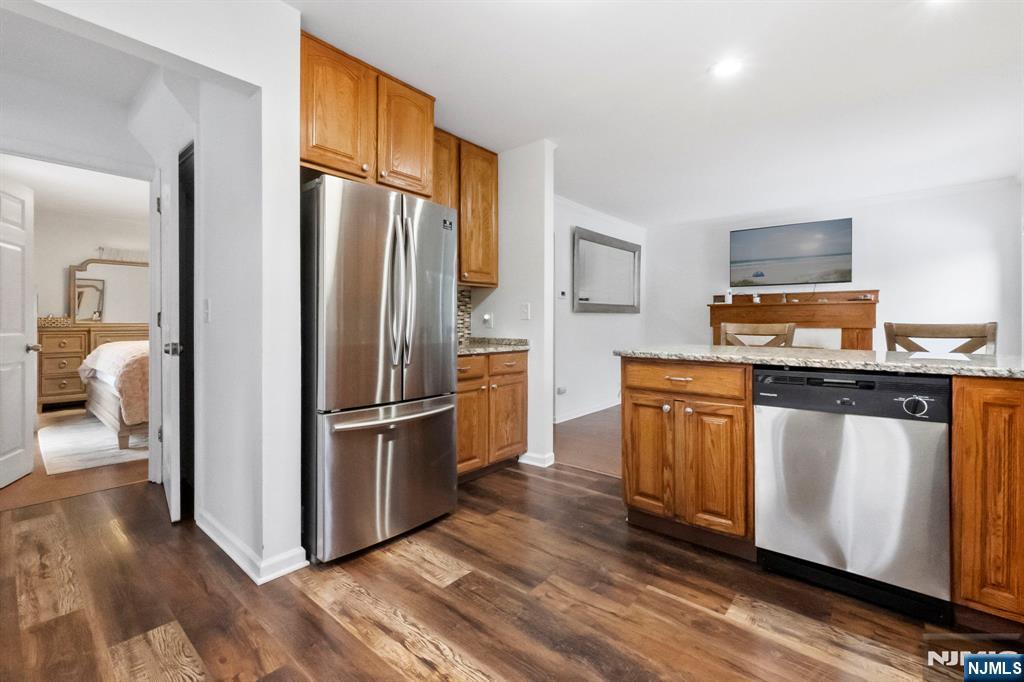 541 Green Pond Road - Photo 4