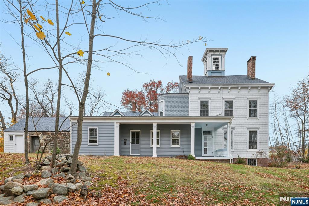 142 Island Road - Photo 1