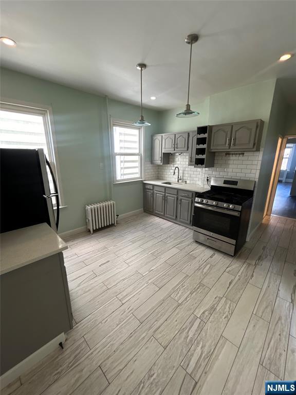 138 Hoyt Street 1 - Photo 2
