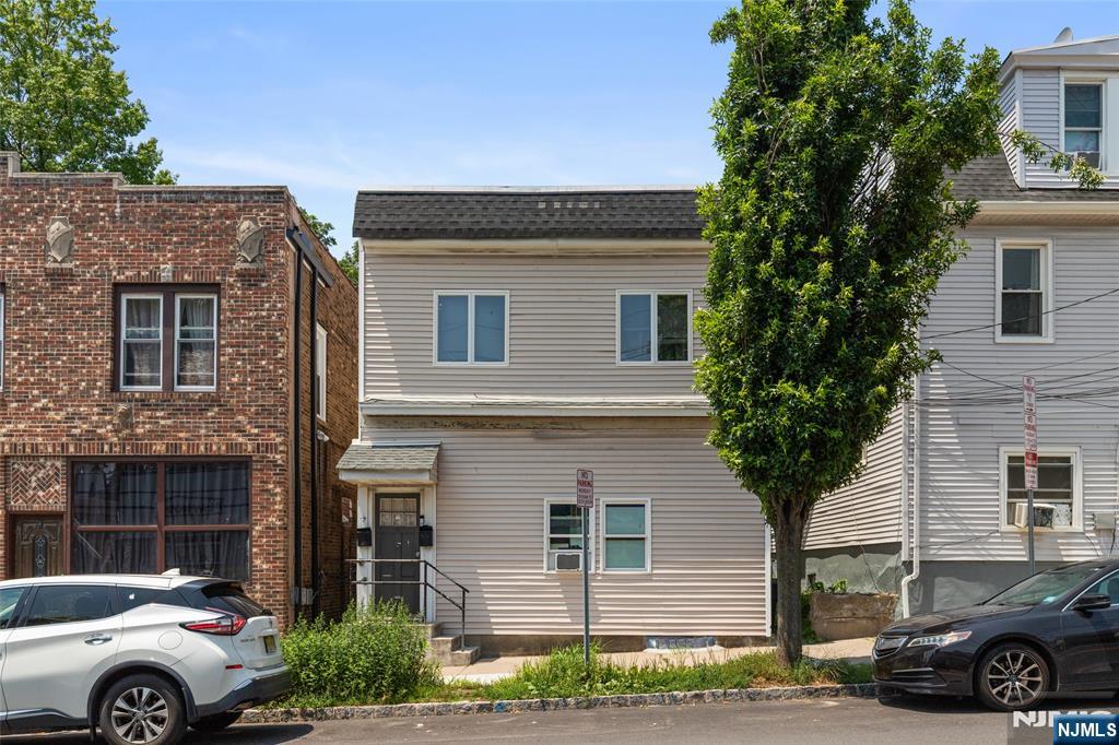 91 Franklin Avenue - Photo 1