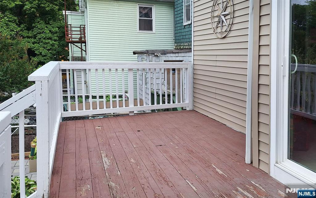 175 Delavan Avenue - Photo 4