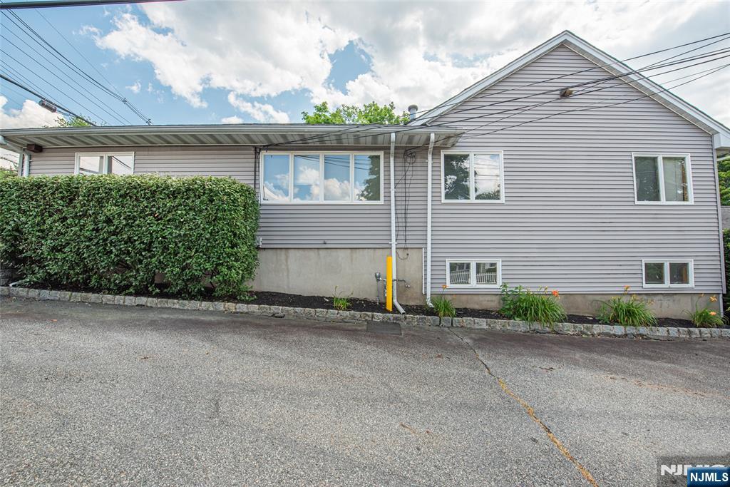 113 Parsippany Road - Photo 3
