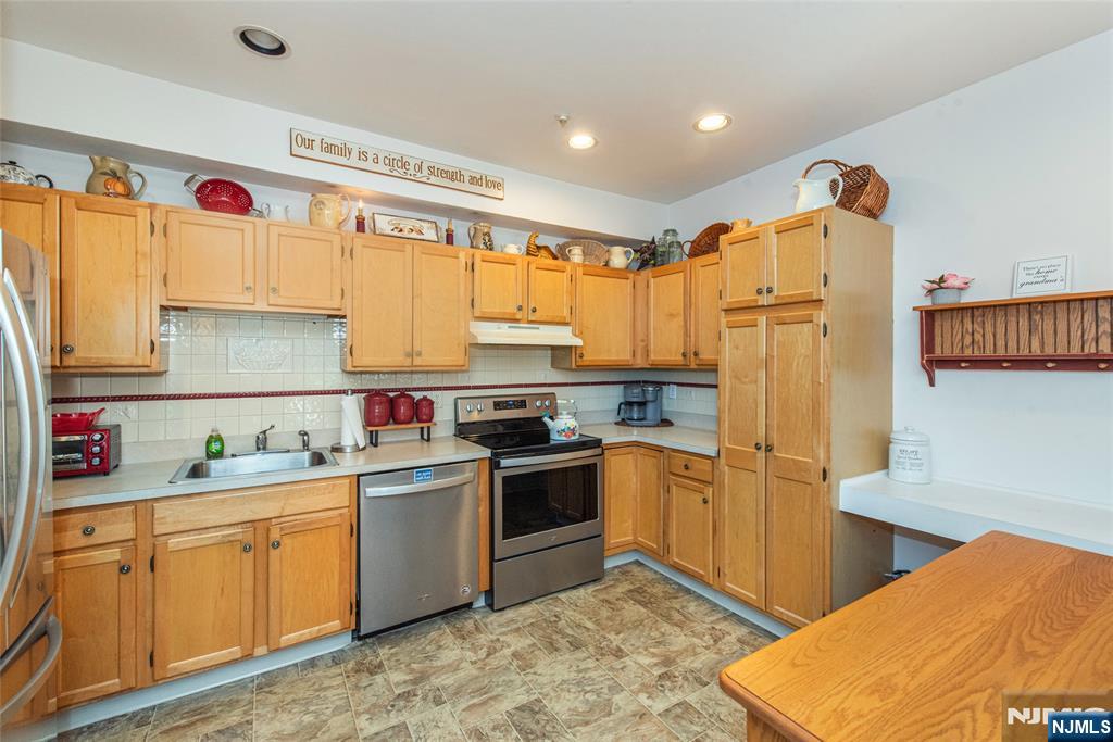 6104 Richmond Road - Photo 15