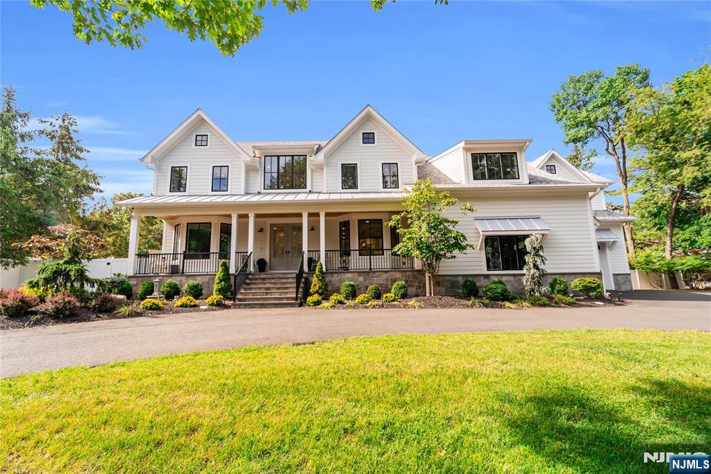 11 Green Way - Photo 2