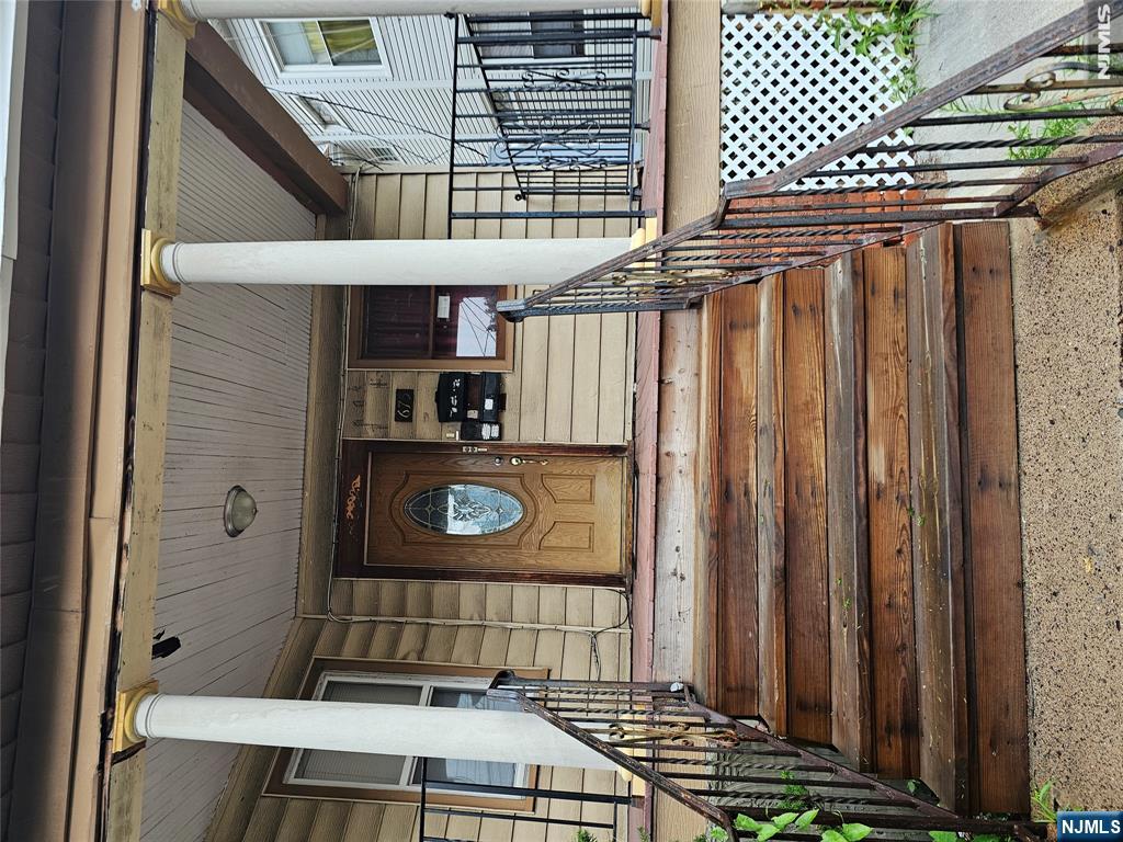 673 25th Street - Photo 3