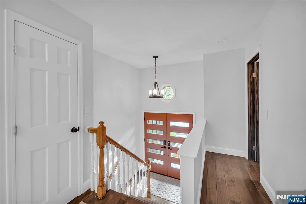 12 Haring Dr, Old Tappan, NJ 07675