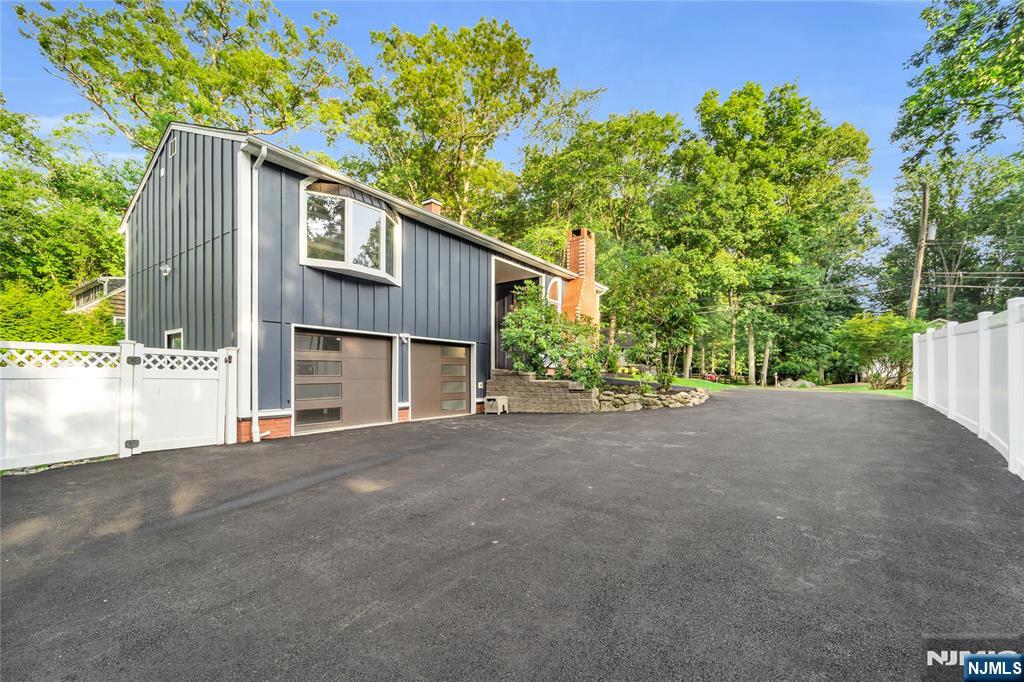 12 Haring Drive — photo 45