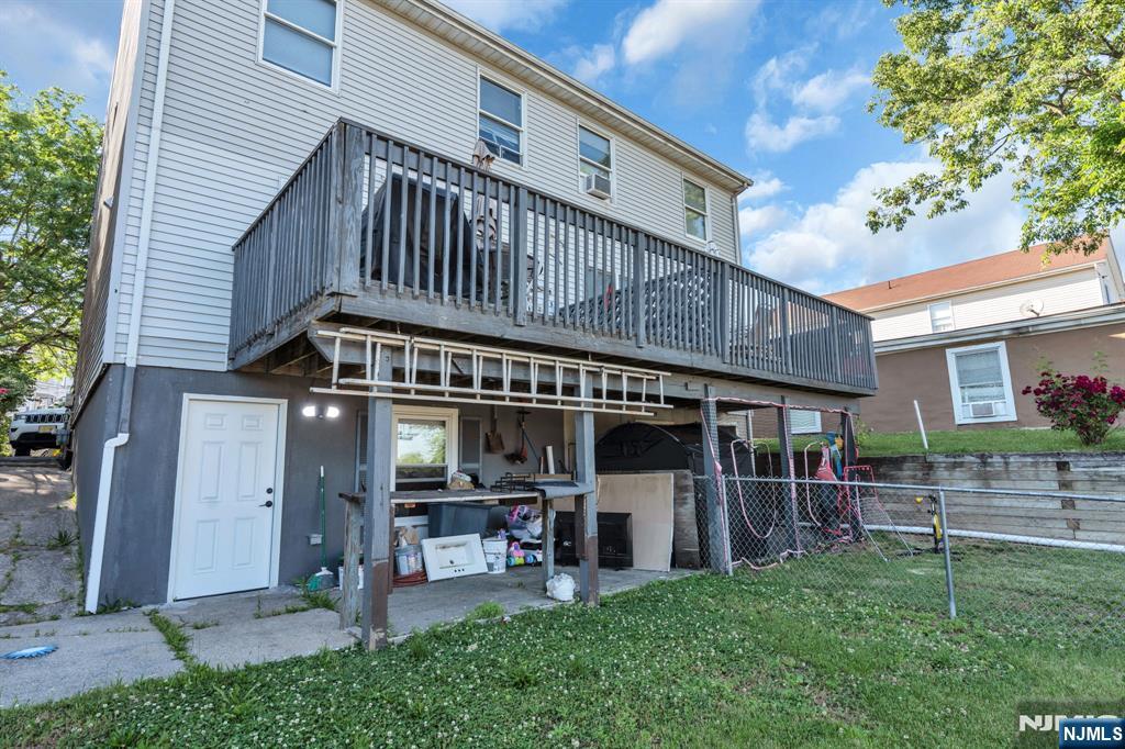 25th image of 88 N 2nd St, Paterson, NJ 07522 | MLS# 26024469